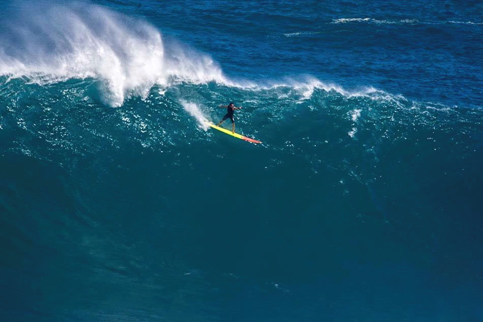 Peahi Hawaii Maui Surfing